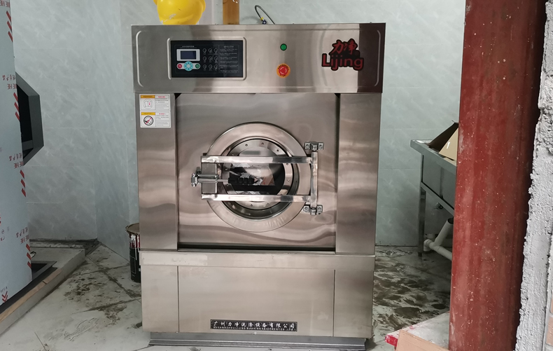 30KG全自動洗脫機 30KG全自動洗脫機